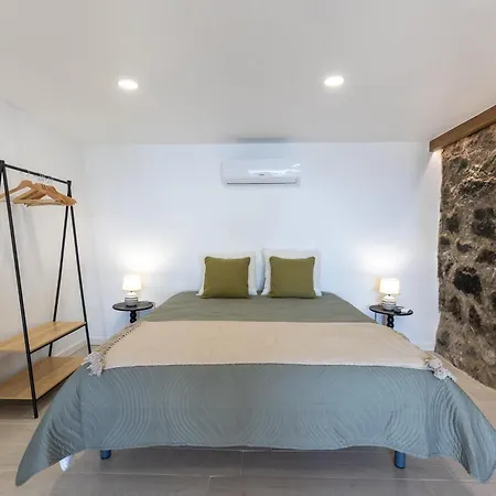 Ti Choa - Ninho Dos Avos Arrumos * Santa Bárbara