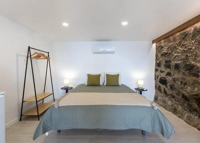 Ti Choa - Ninho Dos Avos Arrumos * Santa Bárbara