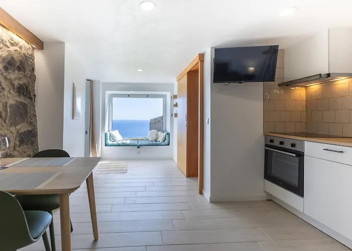 Ti Choa - Ninho Dos Avos Arrumos * Santa Bárbara